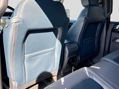Used 2023 Ford Bronco Outer Banks AWD/4WD image 18