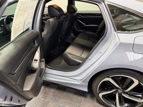 Used 2022 Honda Accord Sport image 16