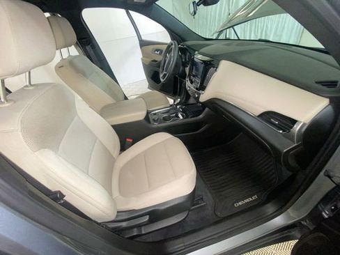 Certified 2023 Chevrolet Traverse LS FWD image 39
