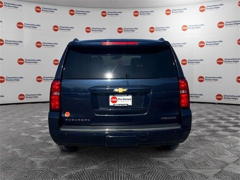 Used 2020 Chevrolet Suburban Premier image 4