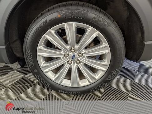 Used 2020 Ford Explorer Limited w/ Class III Trailer Tow Package AWD/4WD image 50