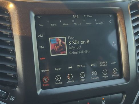 Used 2022 Jeep Cherokee Trailhawk w/ Premium Leather Package image 17