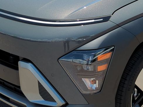 New 2026 Hyundai Kona Limited FWD image 10