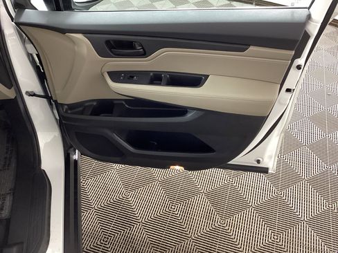 Used 2022 Honda Odyssey EX-L image 10