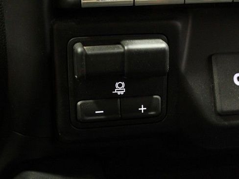 Used 2021 GMC Sierra 1500 SLT w/ SLT Premium Plus Package AWD/4WD image 28
