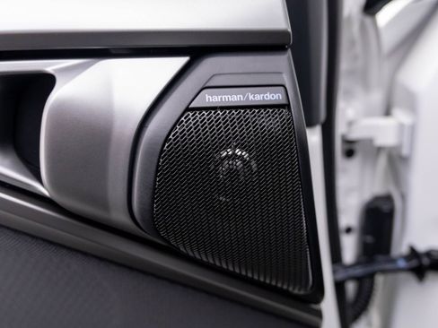 New 2026 BMW X3 xDrive30 w/ Premium Package AWD/4WD image 20