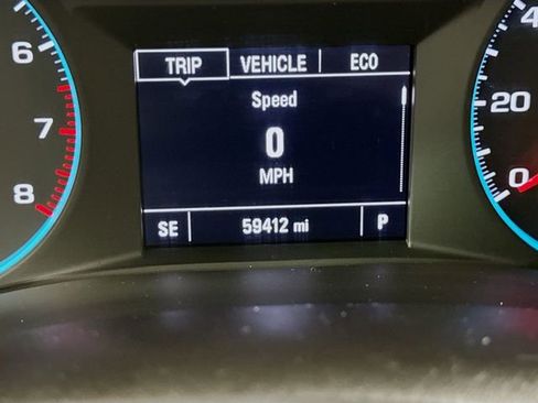 Used 2020 Chevrolet Traverse LS image 13