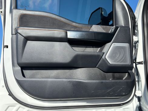 Used 2024 Ford F450 Platinum w/ FX4 Off-Road Package image 14