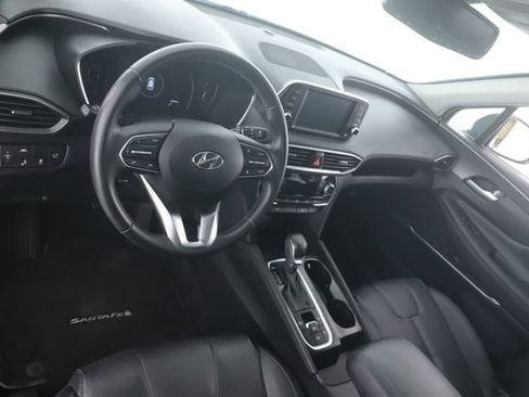 Used 2020 Hyundai Santa Fe SEL w/ Convenience + Premium Package FWD image 17