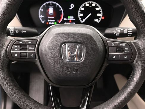 Used 2024 Honda HR-V LX image 13