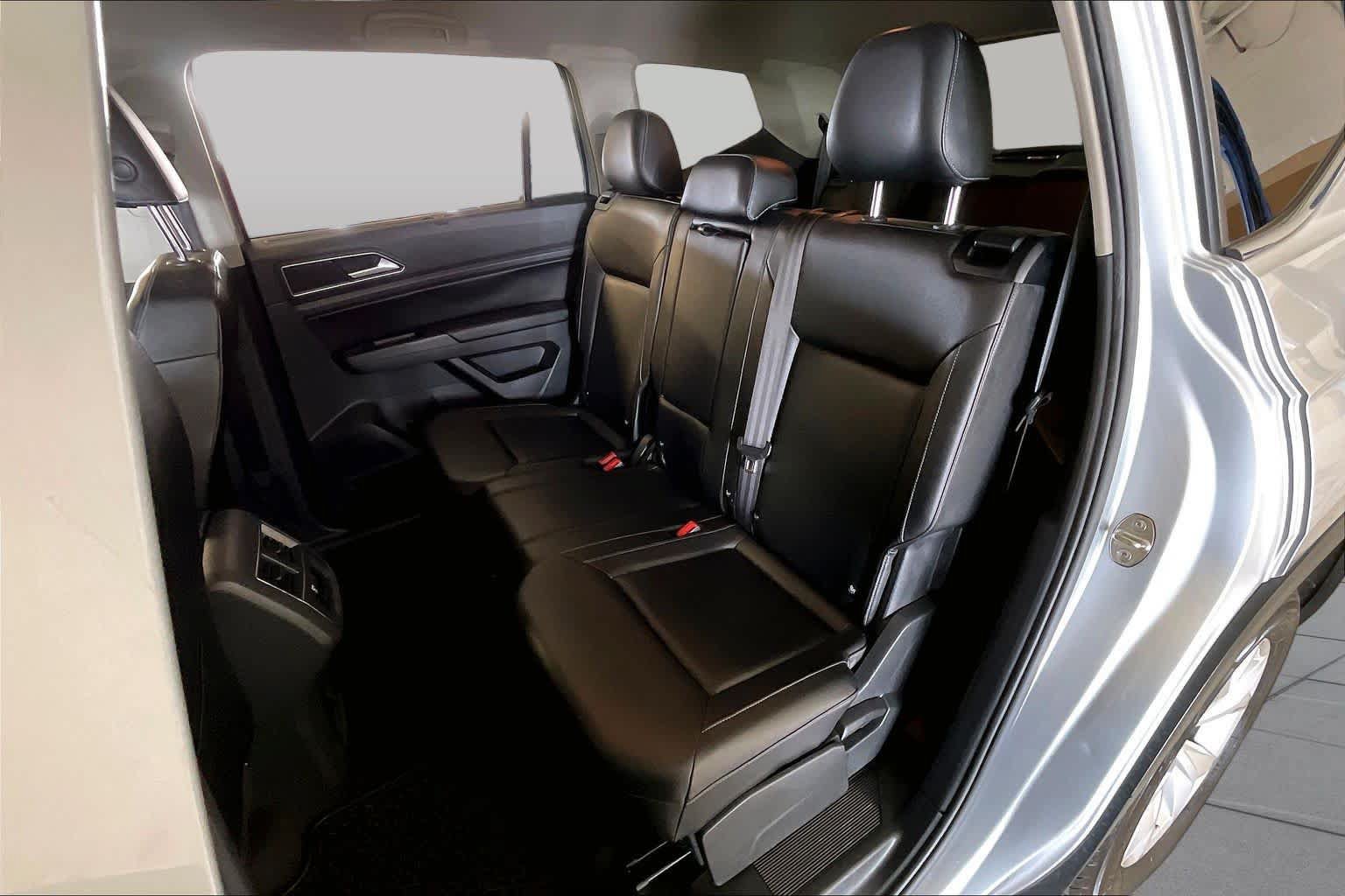 Used 2018 Volkswagen Atlas SE FWD image 18