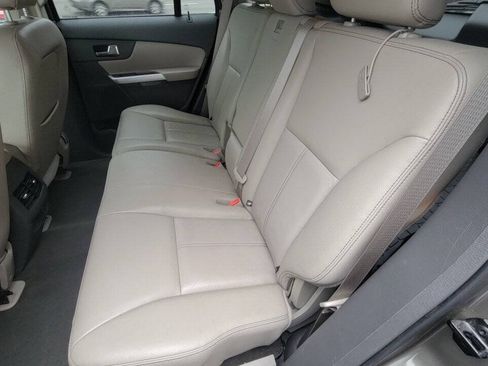 Used 2013 Ford Edge SEL FWD image 9