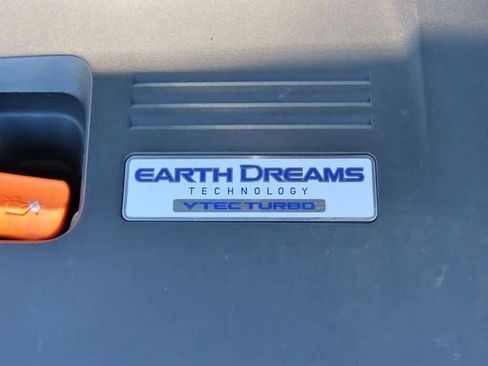 Certified 2019 Honda Accord Touring image 10