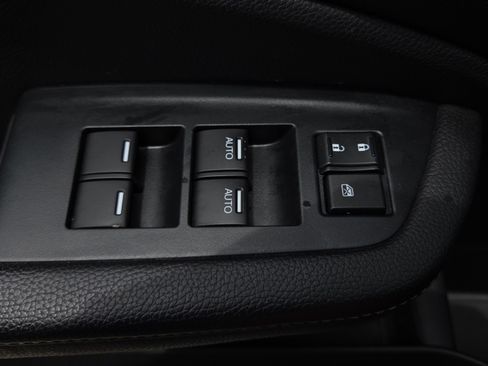 Used 2023 Honda Ridgeline Sport image 32
