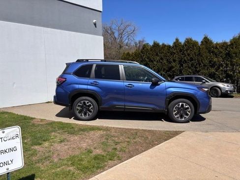 New 2026 Subaru Forester Premium AWD/4WD image 2