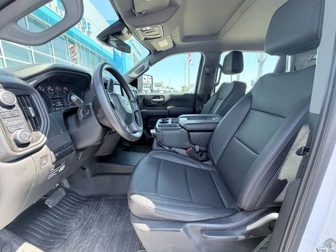 Used 2024 Chevrolet Silverado 3500 W/T w/ Snow Plow Prep Package AWD/4WD image 18