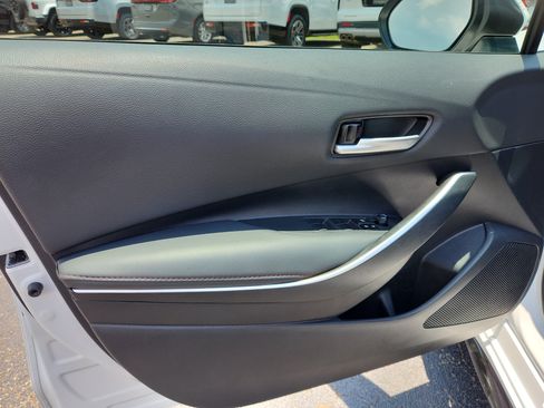Used 2025 Toyota Corolla SE FWD image 11