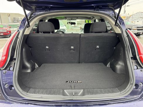 Used 2017 Nissan Juke SV image 27