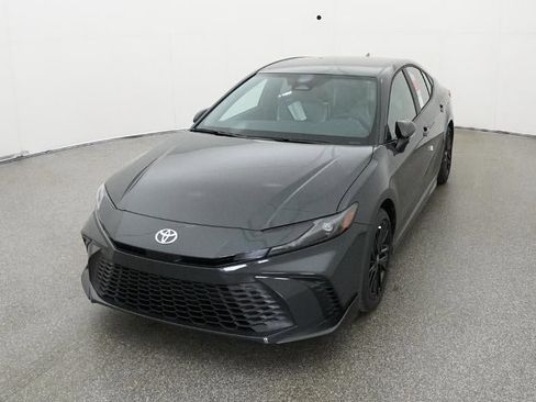 New 2026 Toyota Camry SE image 16