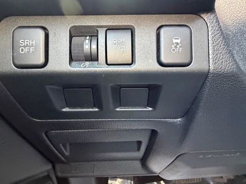Used 2018 Subaru Forester 2.5i Premium AWD/4WD image 11