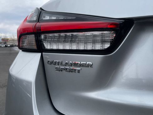 Used 2024 Mitsubishi Outlander Sport SE image 12