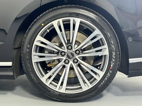 Used 2023 Audi A8 L 3.0T AWD/4WD image 41