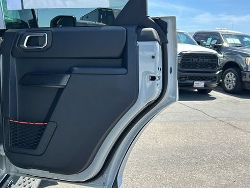 New 2026 Ford Bronco Raptor w/ Interior Carbon Fiber Pack AWD/4WD image 12