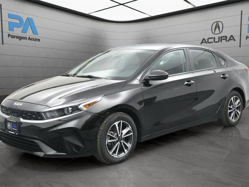 Used 2023 Kia Forte LXS image 1