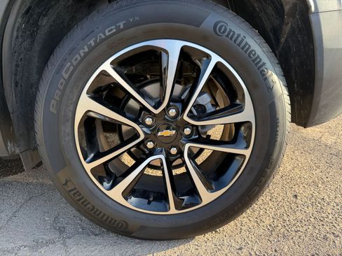 Used 2025 Chevrolet TrailBlazer LT image 28