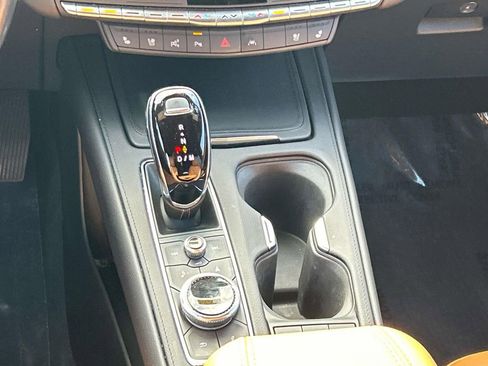 Certified 2023 Cadillac XT4 Premium Luxury w/ Enhanced Visibility Package image 17