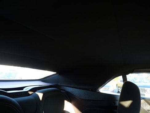 Used 2019 Chevrolet Camaro LT image 20