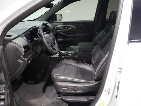 Used 2023 Chevrolet Traverse Premier w/ Redline Edition image 13