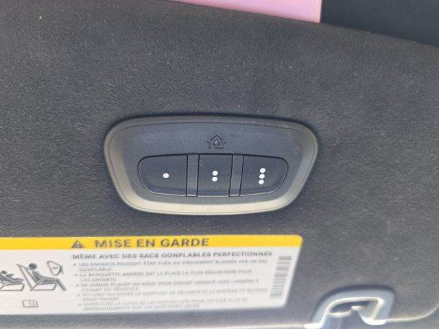Used 2022 Chrysler Pacifica Pinnacle FWD image 26