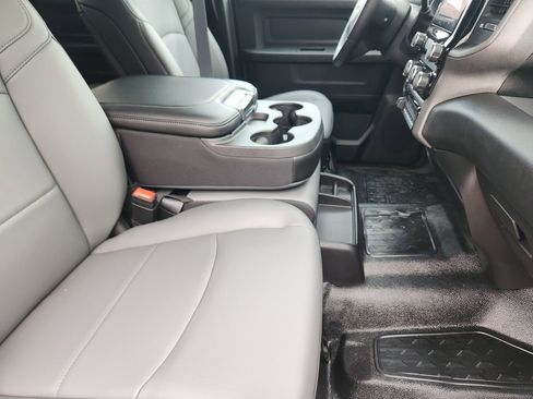 New 2026 RAM 5500 Tradesman AWD/4WD image 12