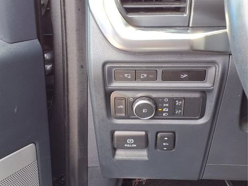 Used 2022 Ford F150 Lariat AWD/4WD image 14