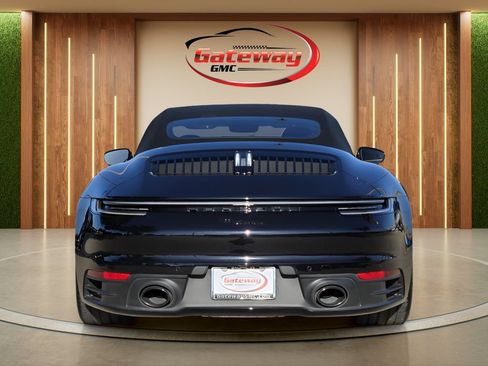 Used 2021 Porsche 911 Carrera RWD image 4