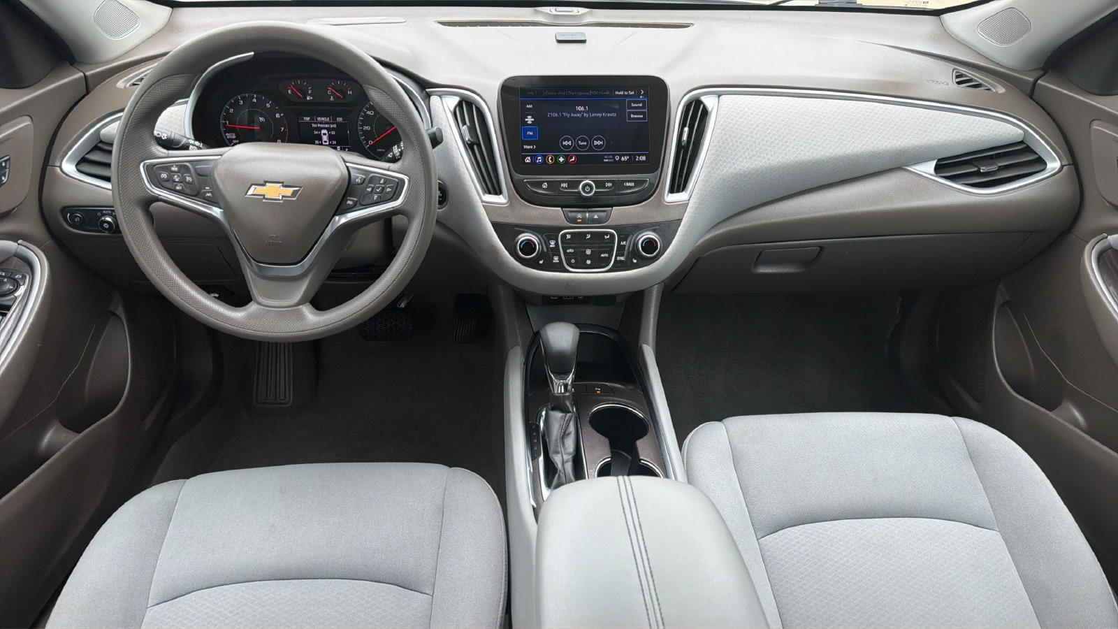 Used 2024 Chevrolet Malibu LT FWD image 13