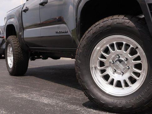 New 2025 Toyota Tacoma SR5 image 3