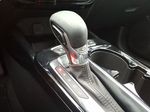 Certified 2024 Chevrolet Trax LT w/ Driver Confidence Package image 21