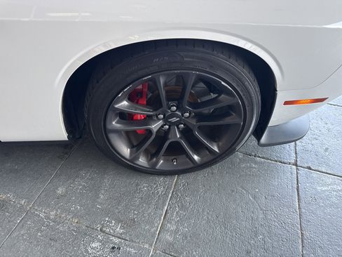 Used 2021 Dodge Challenger R/T Scat Pack w/ Plus Package image 12