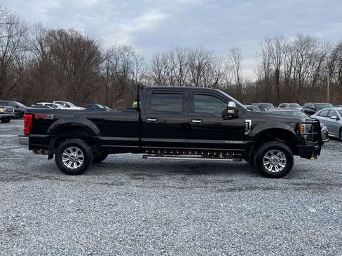 Used 2019 Ford F350 XLT w/ XLT Premium Package image 3