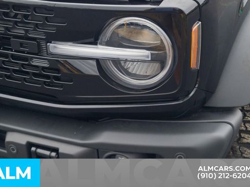 Used 2023 Ford Bronco Wildtrak image 12