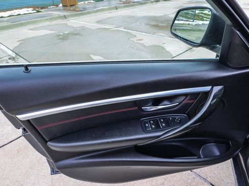 Used 2018 BMW 330i Sedan image 33