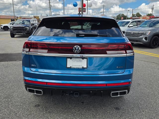 Certified 2025 Volkswagen Atlas Cross Sport SEL Premium R-Line AWD/4WD image 10