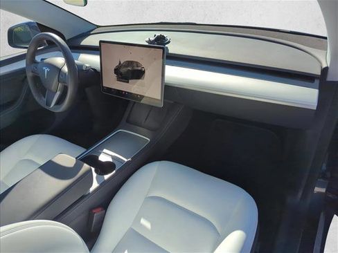 Used 2025 Tesla Model Y Performance AWD/4WD image 24
