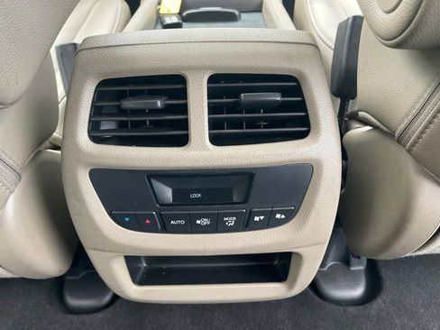 Used 2017 Honda Pilot EX-L image 27