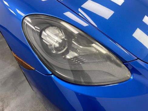 Used 2017 Porsche 718 Boxster image 19