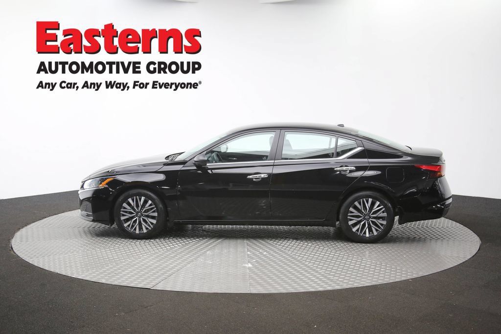 Used 2024 Nissan Altima 2.5 SV FWD image 63