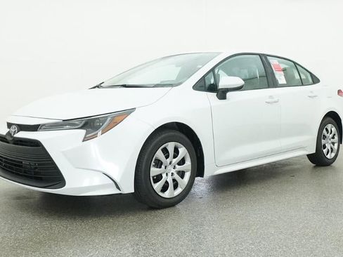 New 2026 Toyota Corolla LE FWD image 17