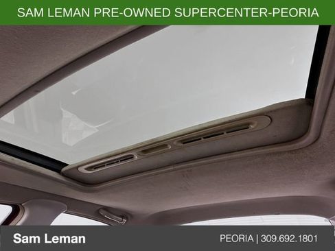 Used 2011 Chevrolet Aveo LT image 28